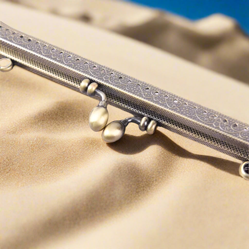 DIY Chic Clasp Lock for Purse and Wallet